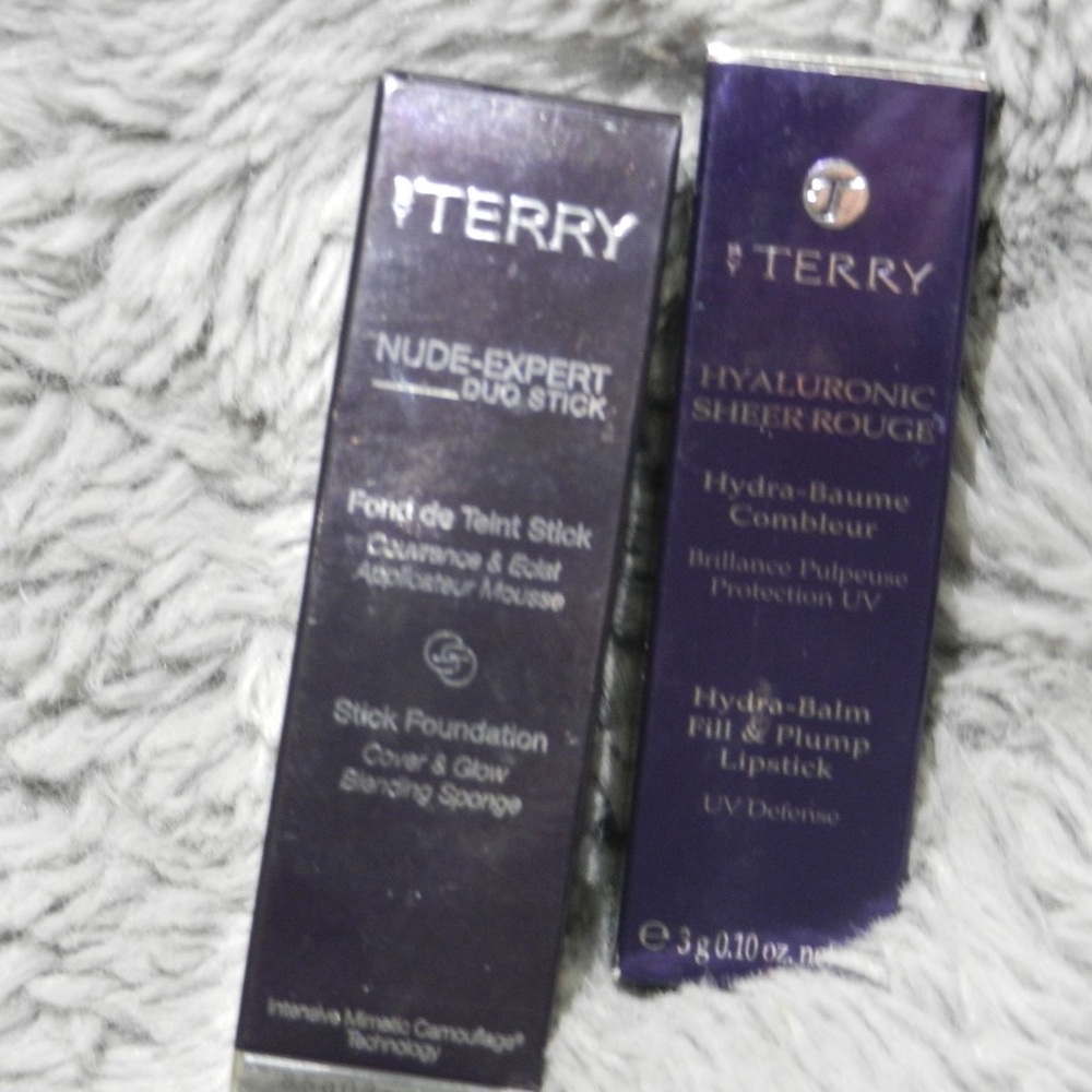 Terry Nude Expert Duo Stick
Terry Hyaluronic Rouge